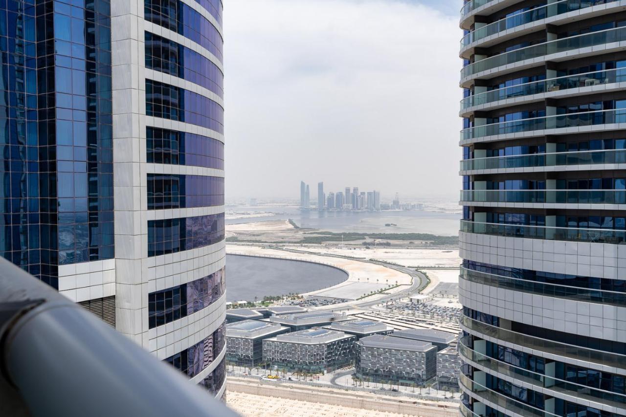 Globalstay Damac Towers By Paramount In Business Bay Дубай Екстер'єр фото
