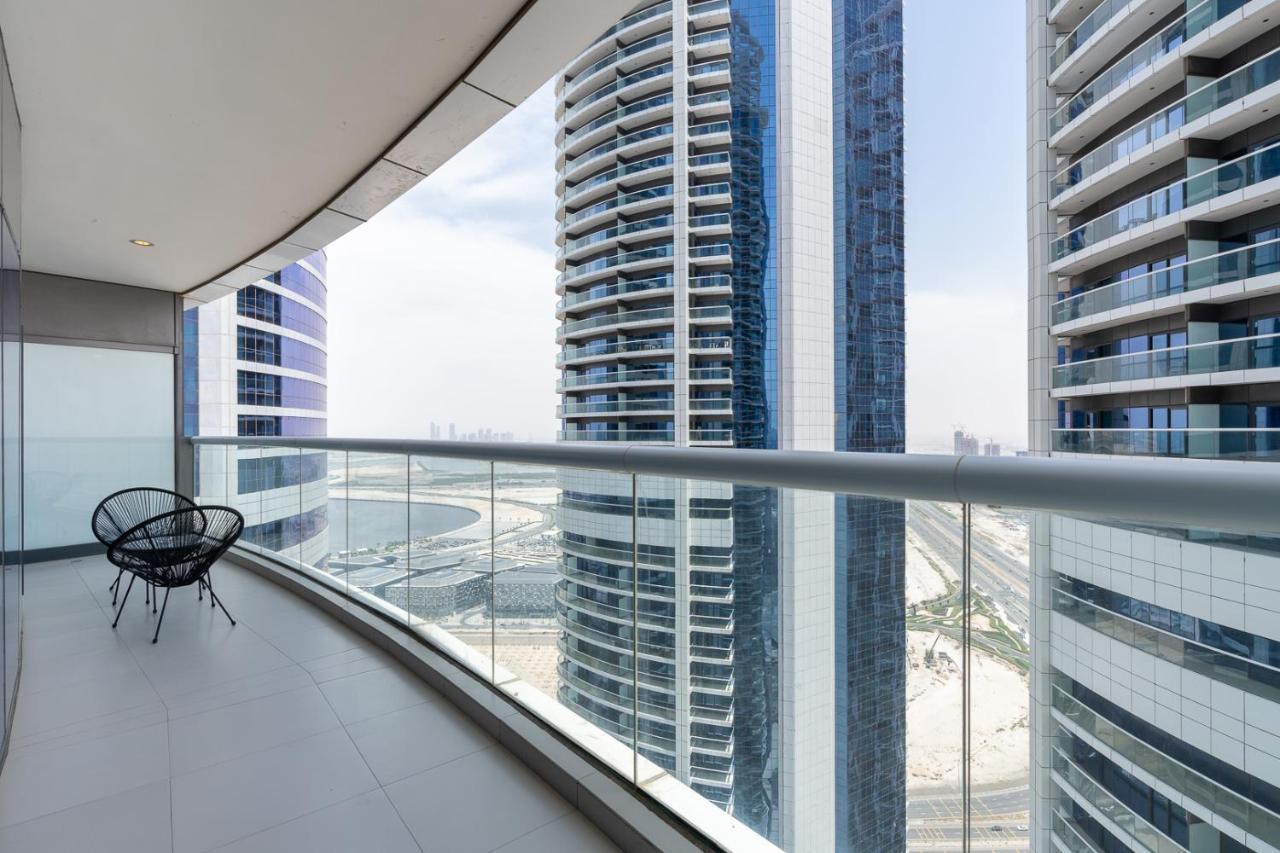 Globalstay Damac Towers By Paramount In Business Bay Дубай Екстер'єр фото